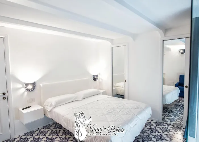 Vinny's Relais Alojamento de Acomodação e Pequeno-almoço 4*
